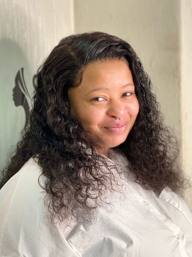 Customer photo review of Factory Made : 12a Malaysian Deep Curl Frontal Wigs