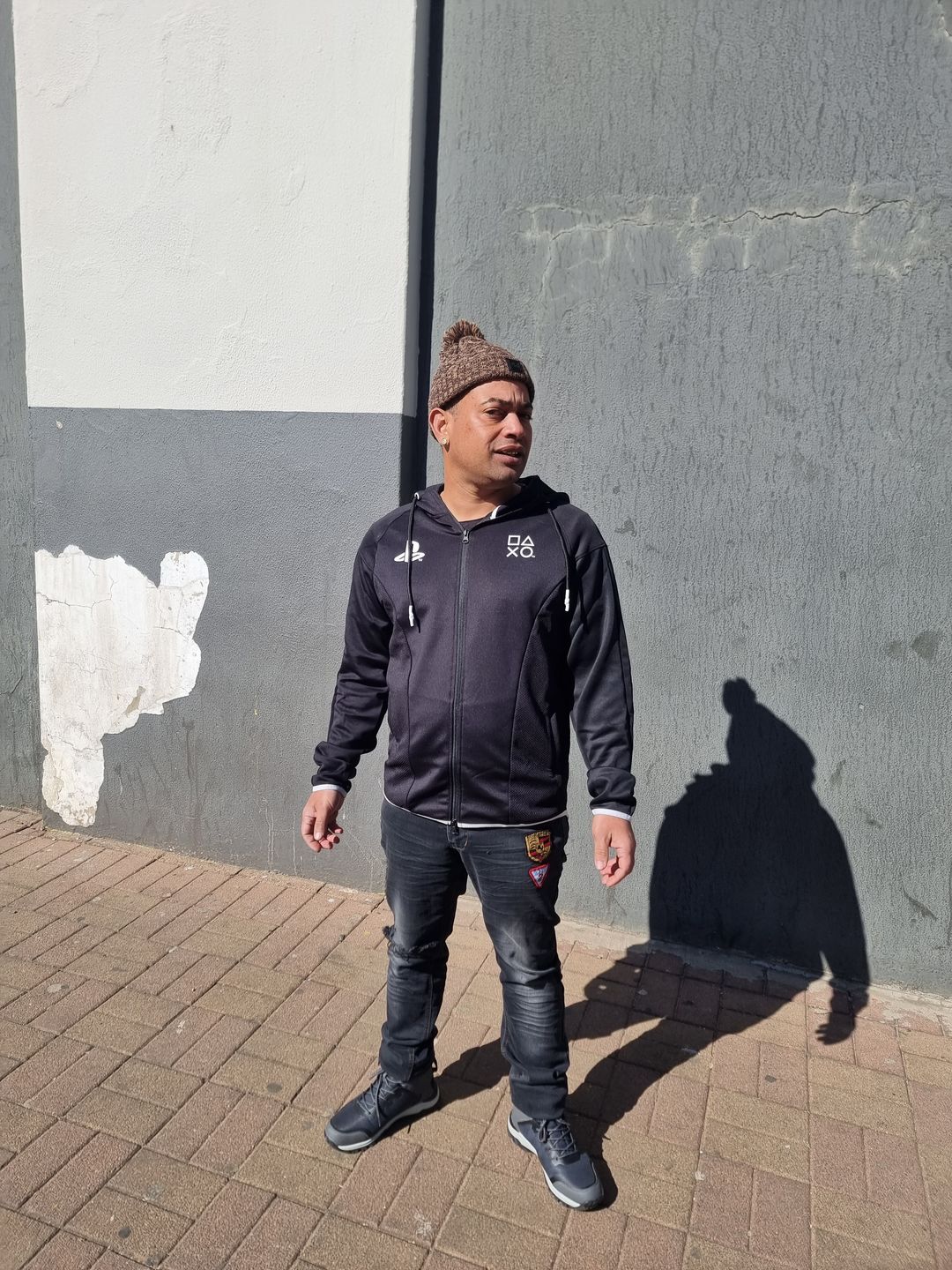 Customer photo review of Sony - PlayStation - Black & White Teq - Mens Hoodie