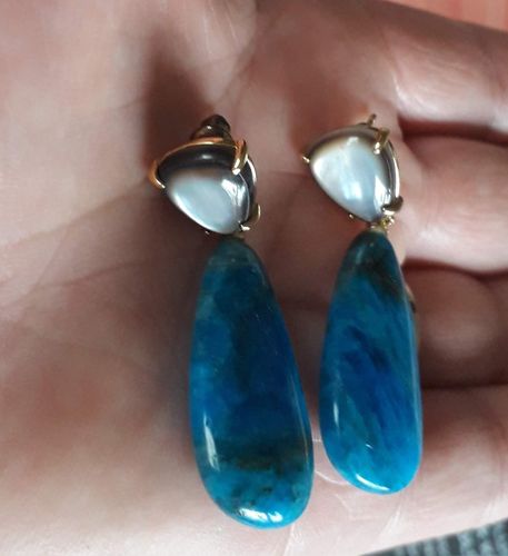 Customer photo review of PETROLBLAUE APATIT-ANHÄNGER-OHRRINGE