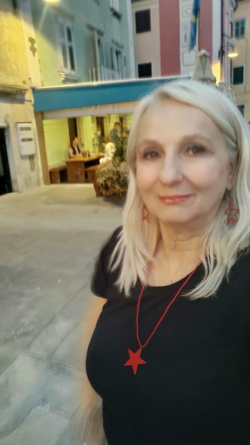Customer photo review of Vintage & Preloved Sale Maribor, 30. September & 01. October