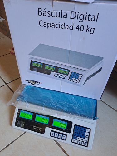 Customer photo review of Báscula Comercial Digital 40kg 110v/220v