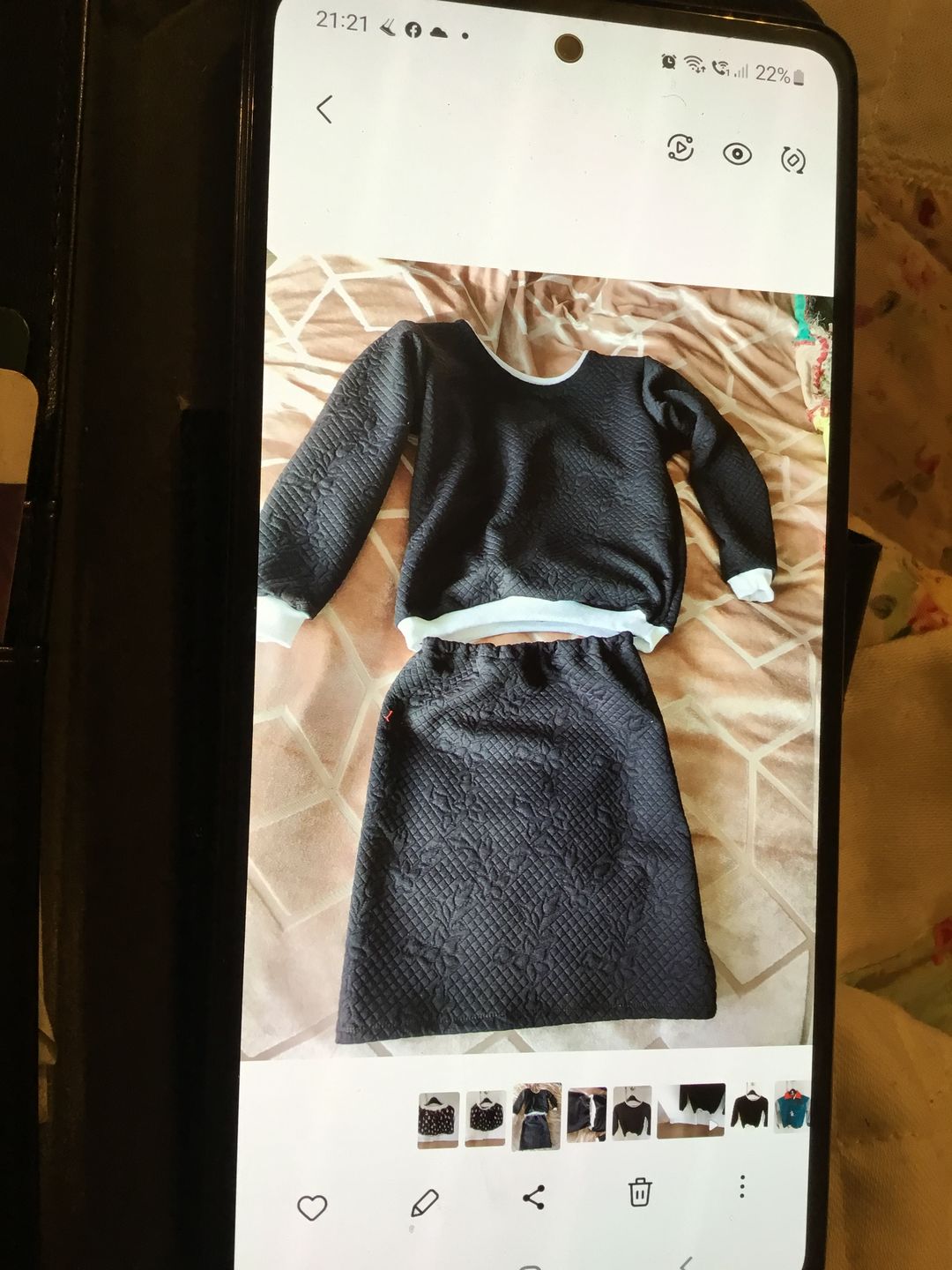 Customer photo review of Plain Fleece/Sweatshirt Remnants