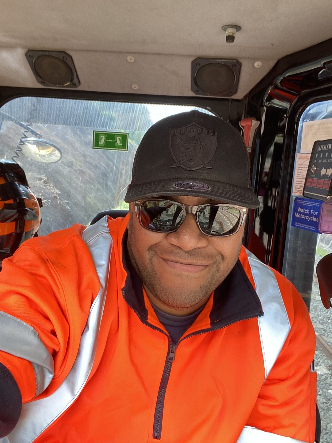 Customer photo review of Kenneth Steel Polarised Safety Glasses