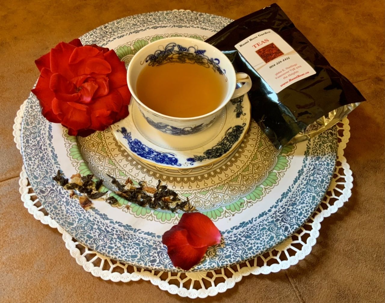 Customer photo review of Black Oolong Tea With Berry Citrus