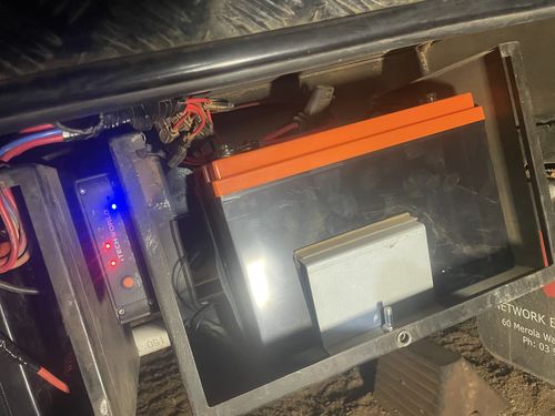 Customer photo review of Dual input 40A In-Vehicle Battery Charger DC iTECHDCDC40 DCDC