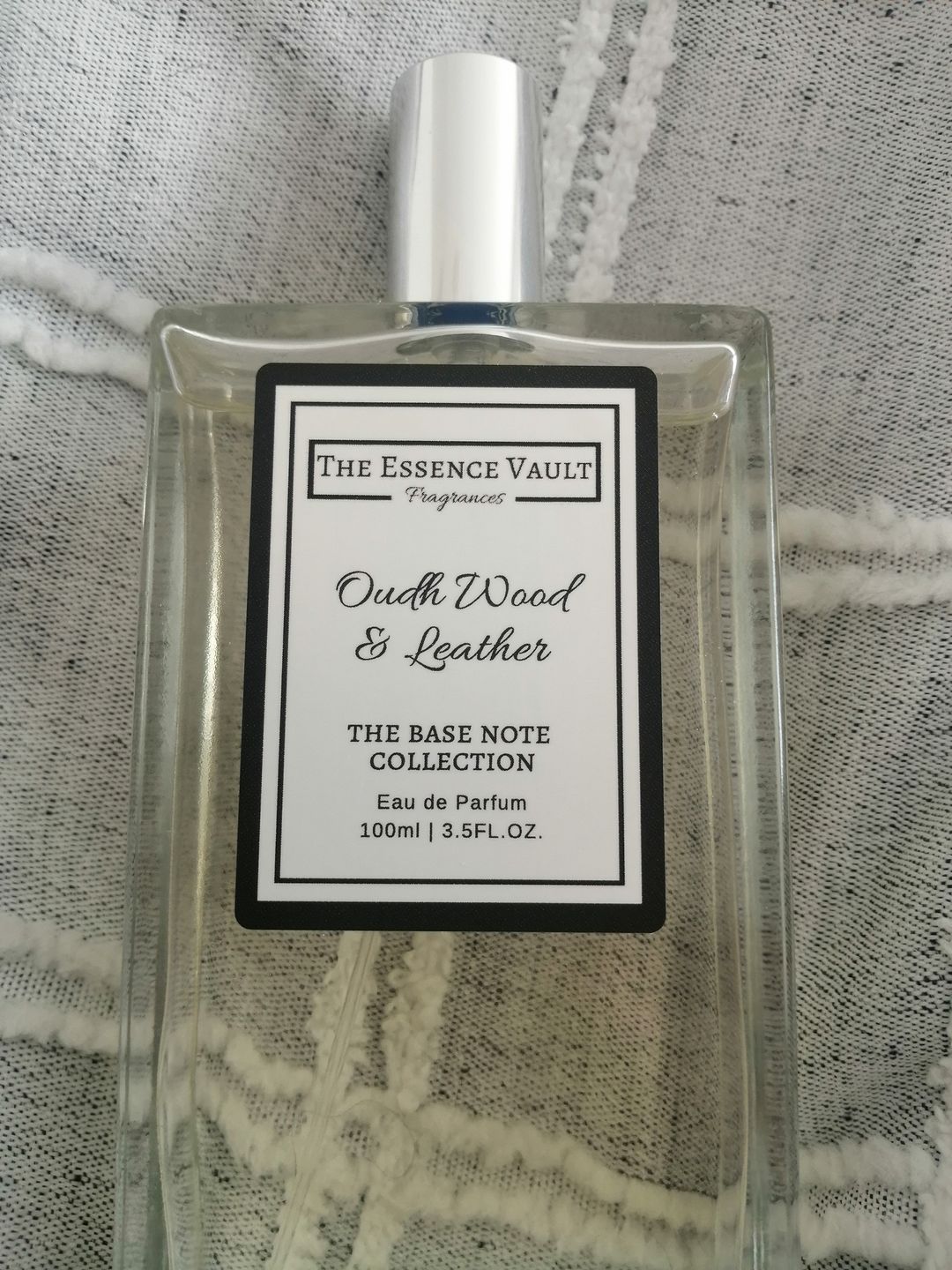 Customer photo review of Oudh Wood & Leather Eau De Parfum