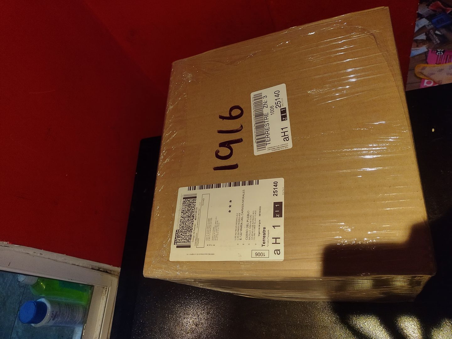 Customer photo review of Tenis 270 Blanco Negro Negro
