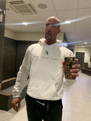 Customer photo review of Sudadera New Gen Regular Fit - White Ice