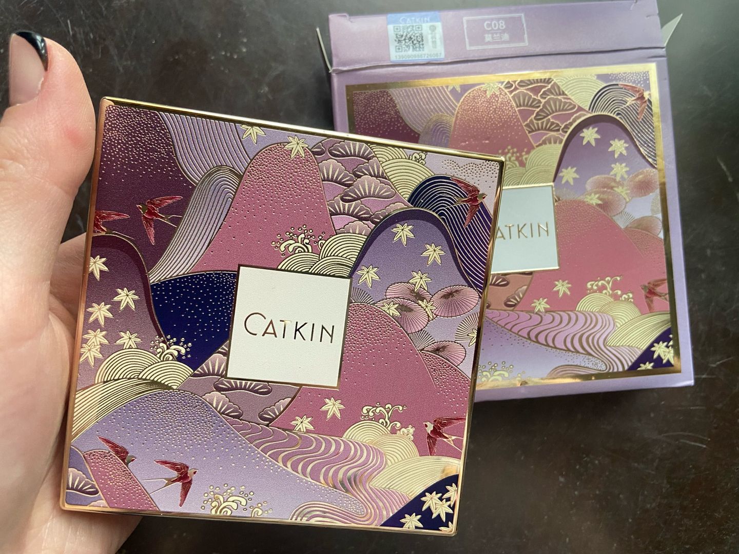 Customer photo review of Catkin Seasonal Matte Shimmer Eyeshadow Palette