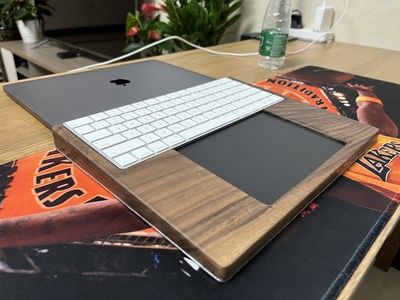 Customer photo review of Apple Magic Keyboard Tray Walnut