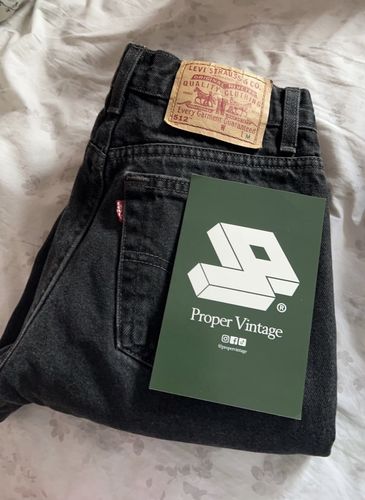Customer photo review of Vintage Levi's 512 Slim Straight Fit Denim Jeans Women's Size 9M