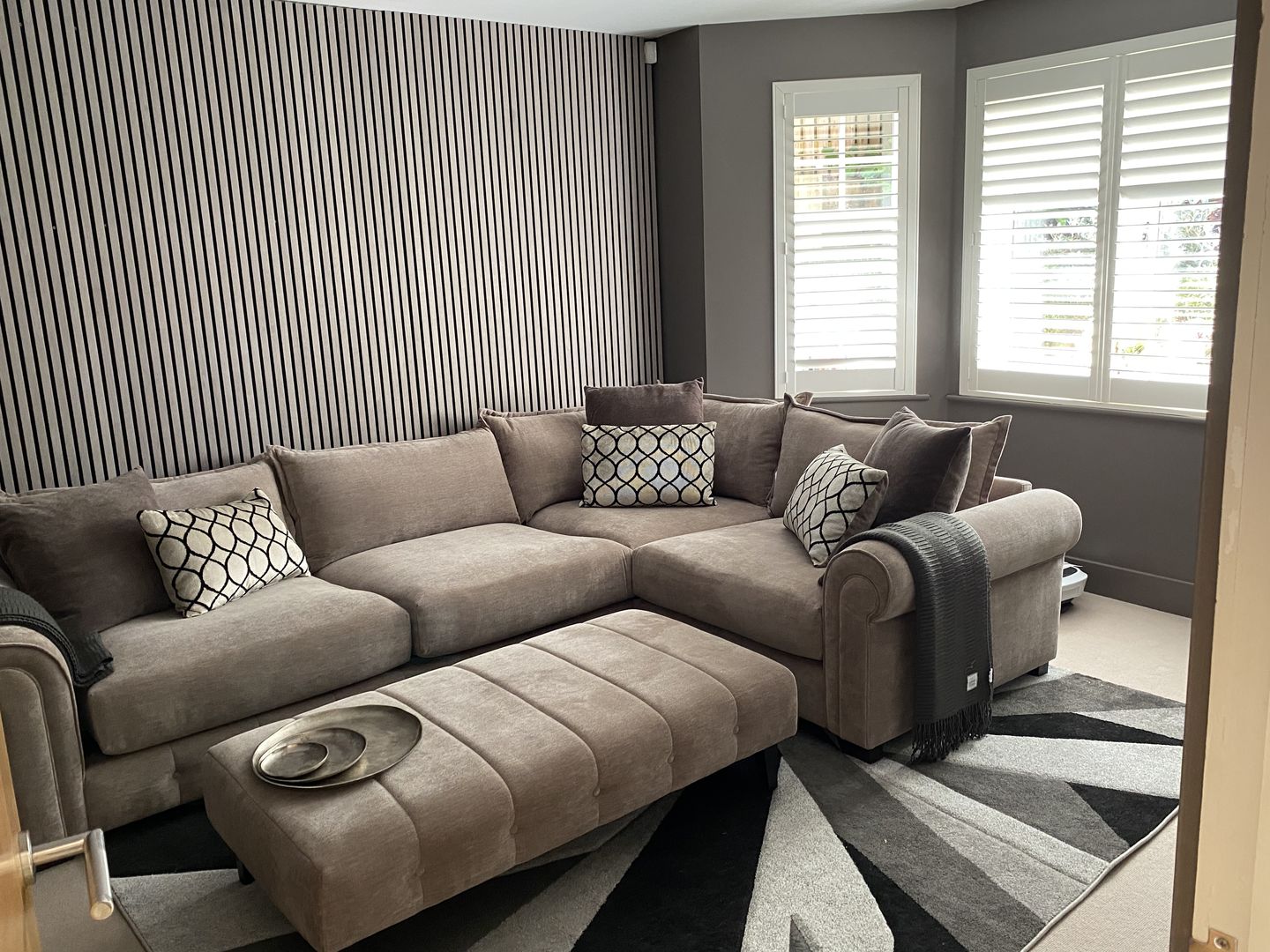 Customer photo review of SlatWall Acoustic Grey Oak