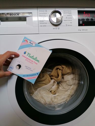 Customer photo review of Eco-Tiras de Detergente 40 lavados Natulim