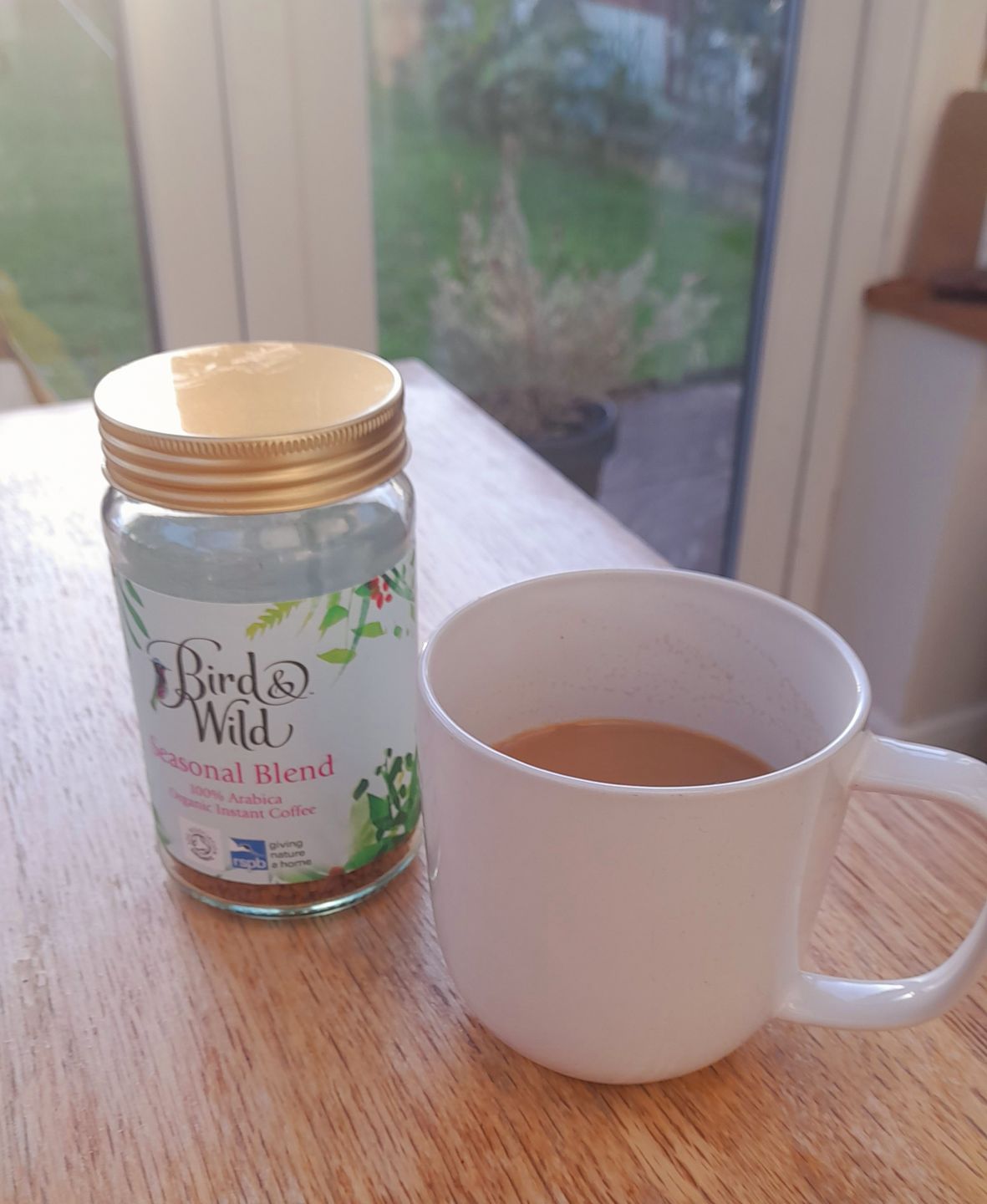Customer photo review of Bird & Wild Fairtrade Organic Instant Coffee, 100% Arabica, 100g Jar (50 Servings)