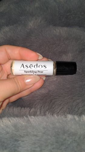 Customer photo review of SPARKLING PEAR PERFUME OIL