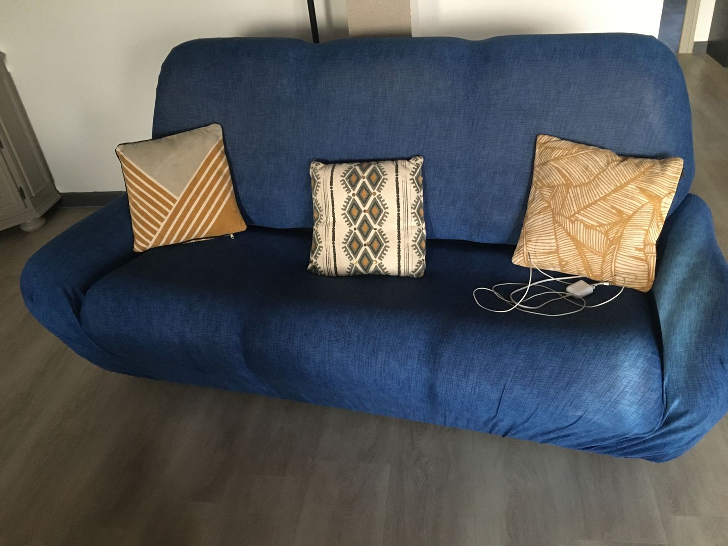 Customer photo review of Bleu - Housses Extensibles de Fauteuil et Canapé