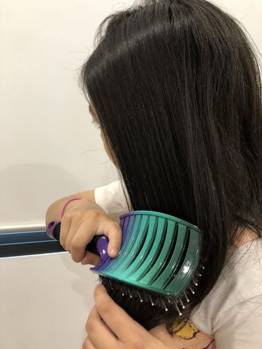 Customer photo review of My Sensory Space Detangler Hairbrush