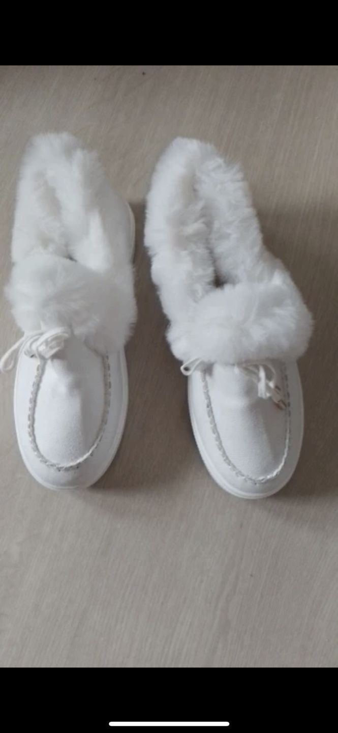Customer photo review of MarleyShoes™️| Women's round toe fleece thick warm cotton shoes