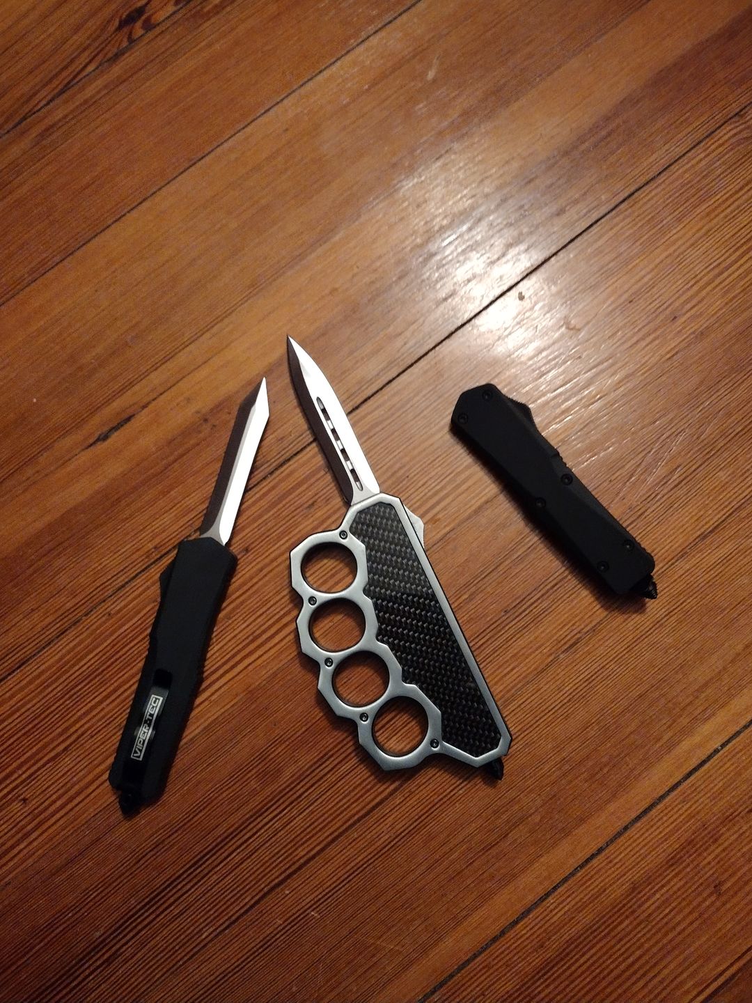Customer photo review of Knuckle OTF (Multiple Styles Available)
