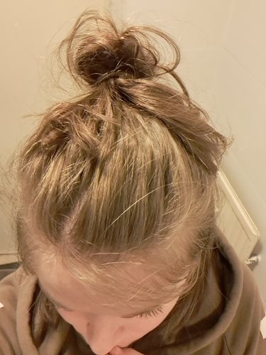 Customer photo review of Notre soin éclaircissant pour des cheveux rayonnants en moins de 5 minutes