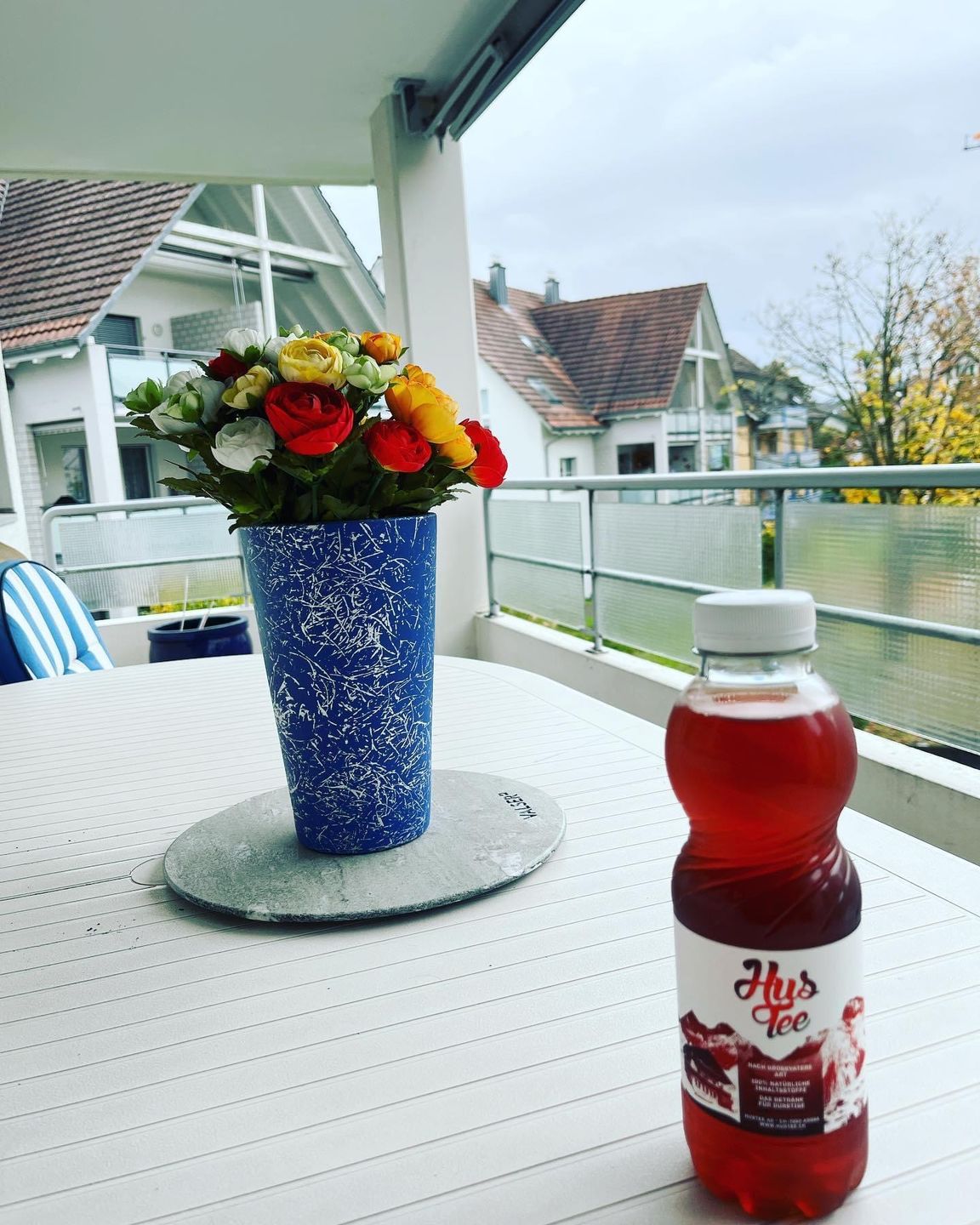Customer photo review of Hustee 5dl Karton à 6Stk. (CHF 1.90 pro Flasche)