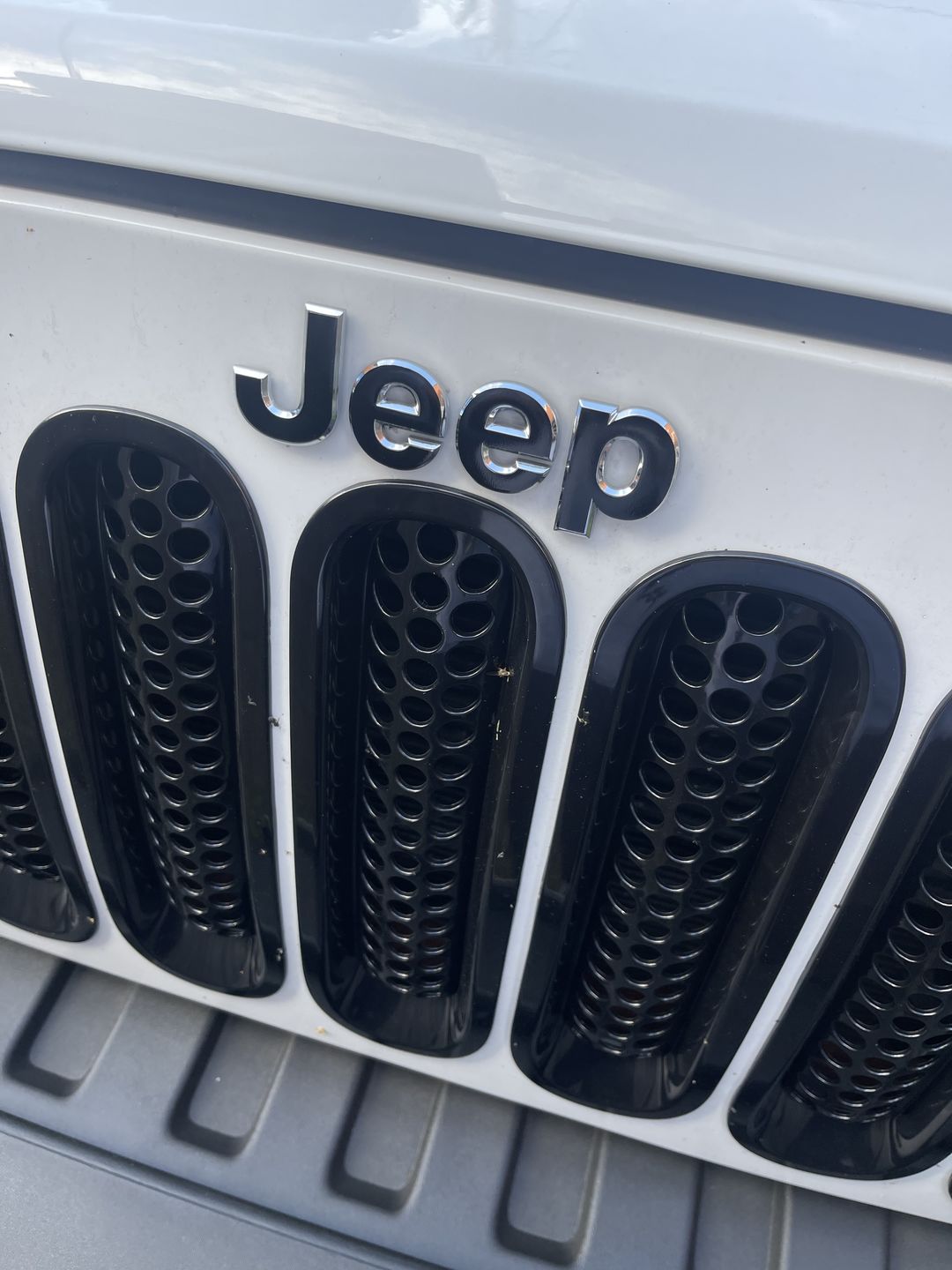Customer photo review of Emblem Black-Out Kit | Overlay Set for Jeep Models (Cherokee, Wrangler, Gladiator & More)
