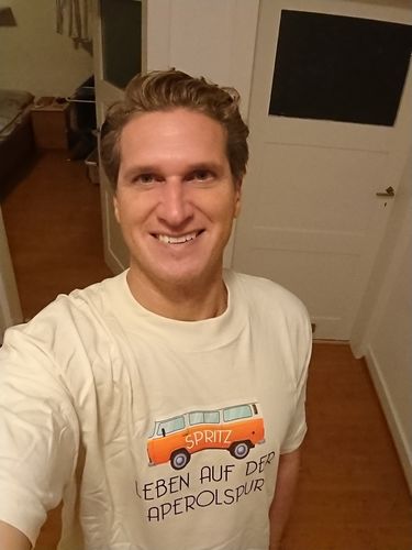 Customer photo review of APEROLSPUR - Premium Shirt Oversize