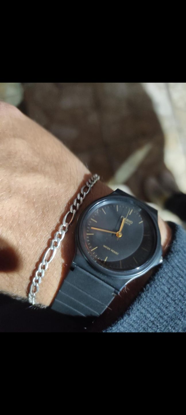 Customer photo review of Reloj Casio Vintage MQ-24-1ELDF Negro Flat