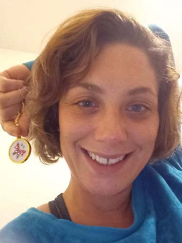 Customer photo review of Keep it Simple AA/NA Bling Recovery Medallion - Black/White Crystallized