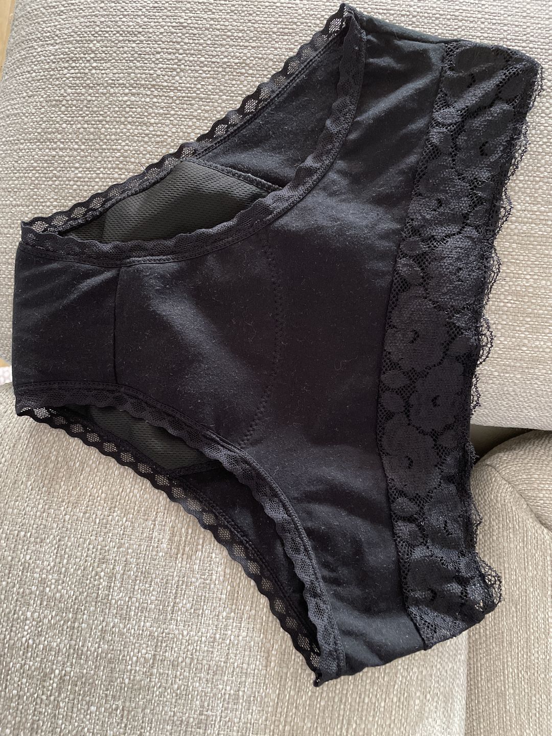 Customer photo review of Culotte Menstruelle Chloé (taille haute)