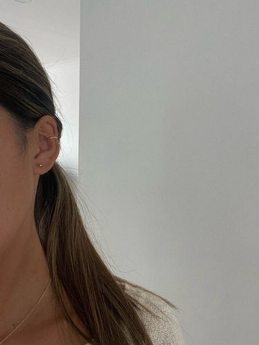 Customer photo review of Thick Ear Cuff