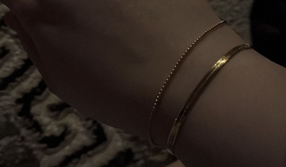 Customer photo review of Sleeky Armband | 18K vergoldet
