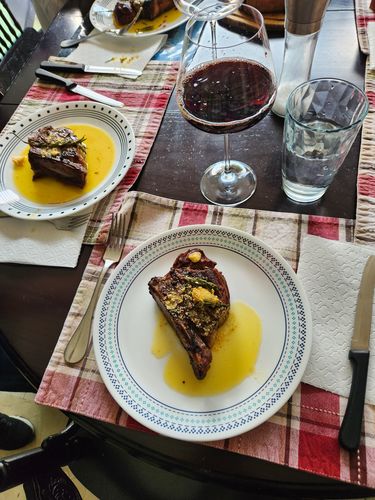 Reseña con foto de un cliente sobre Filete cabrería con hueso
