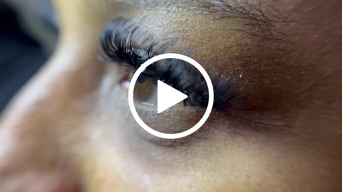 Customer video review of 0.03 Easy Smart Fan Russian Volume Cashmere Lashes (16 lines)