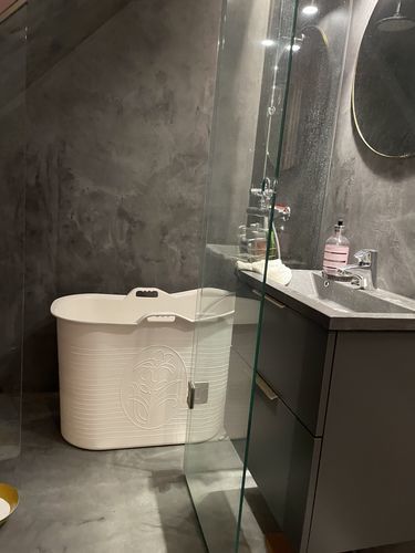 Customer photo review of Kylpyamme Aikuisille