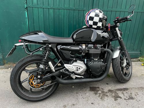 Customer photo review of Echappement "Hot Rod" Bonneville / Scrambler / Thruxton