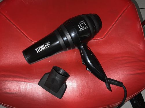 Customer photo review of Blow Dryer Titan Ultraviolet 2000