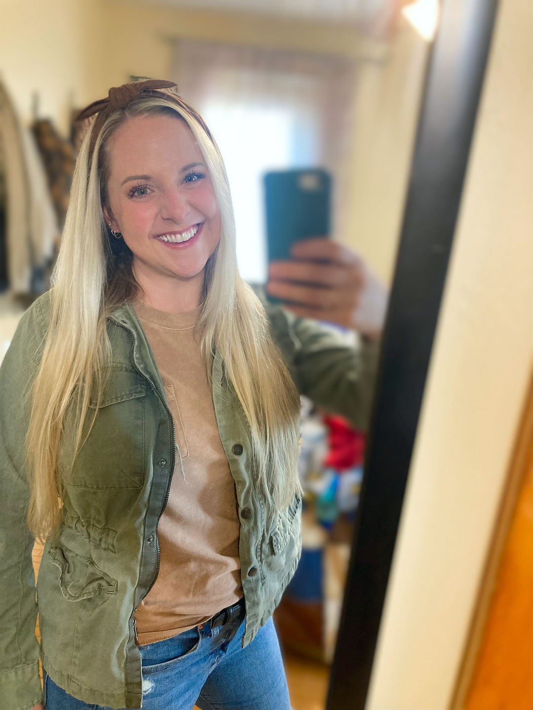 Customer photo review of COCOA - 4'' Bow Headband Single
