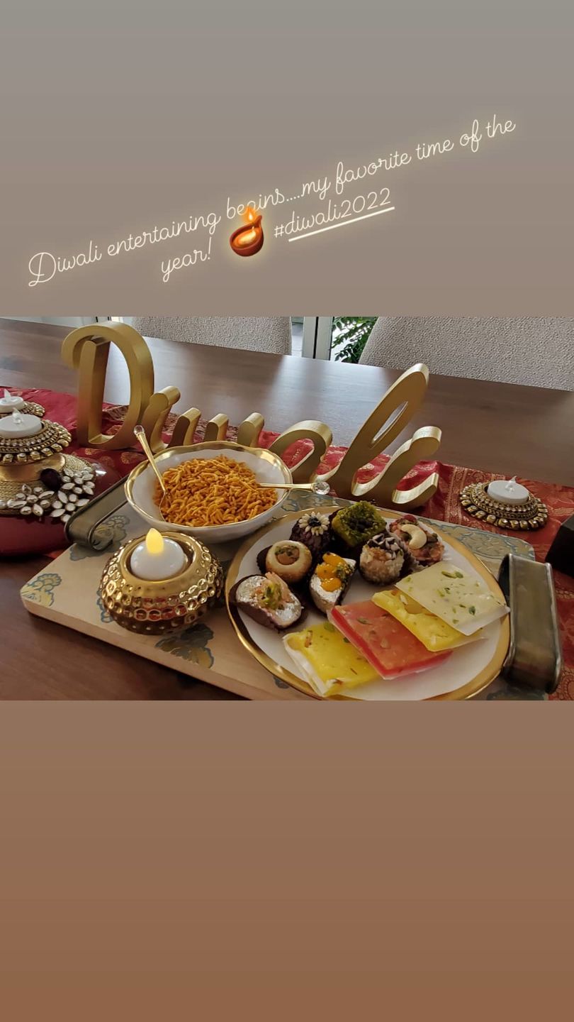 Customer photo review of Traditional Gold Diwali Table Sign