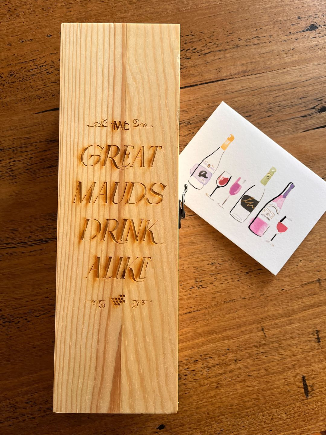 Customer photo review of Engraved Pine Wood Wine Gift Box