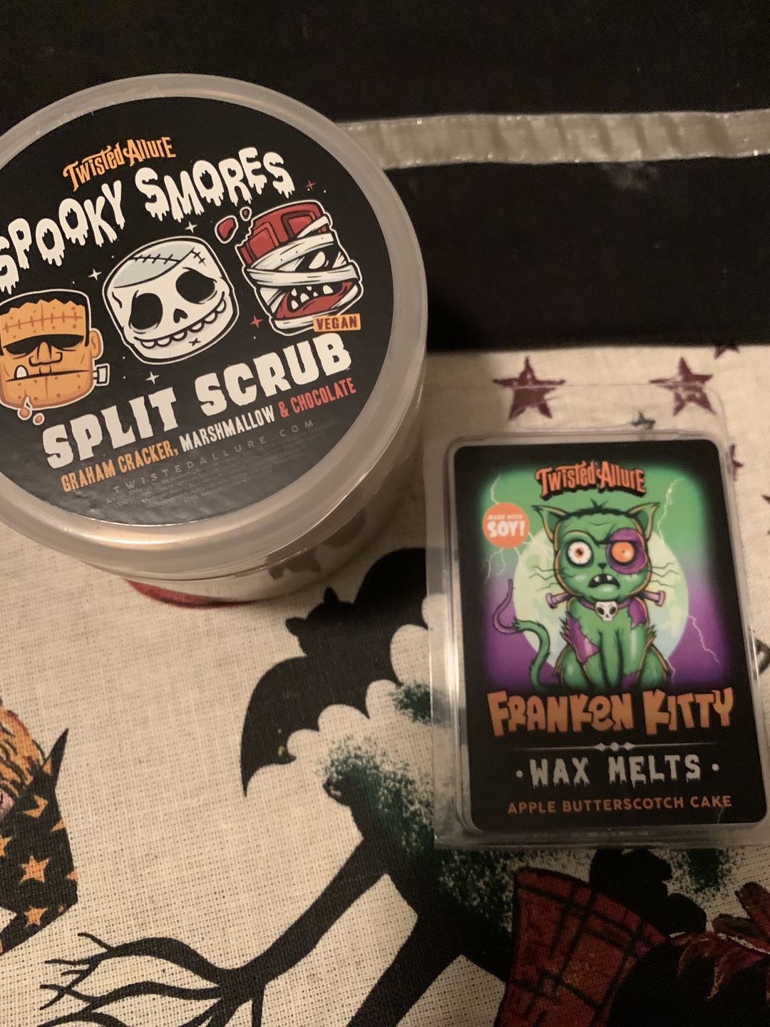 Customer photo review of Spooky Smores Split Scrub