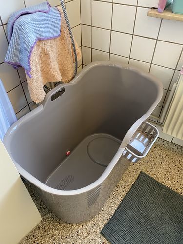 Customer photo review of Kylpyamme Aikuisille