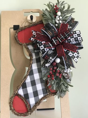 Customer photo review of 20.5"H Vine Check Stocking Red/Black/White/Natural KG3037