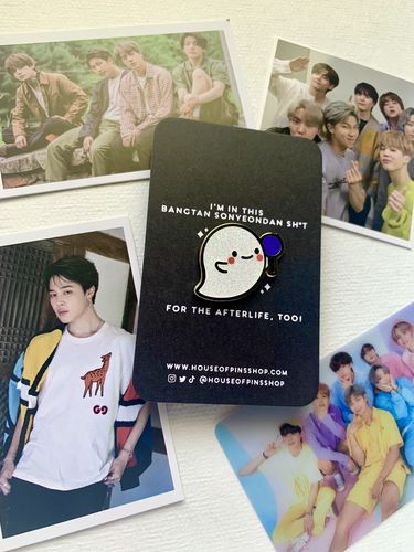 Customer photo review of [PREORDER] Ghost ARMY Pin