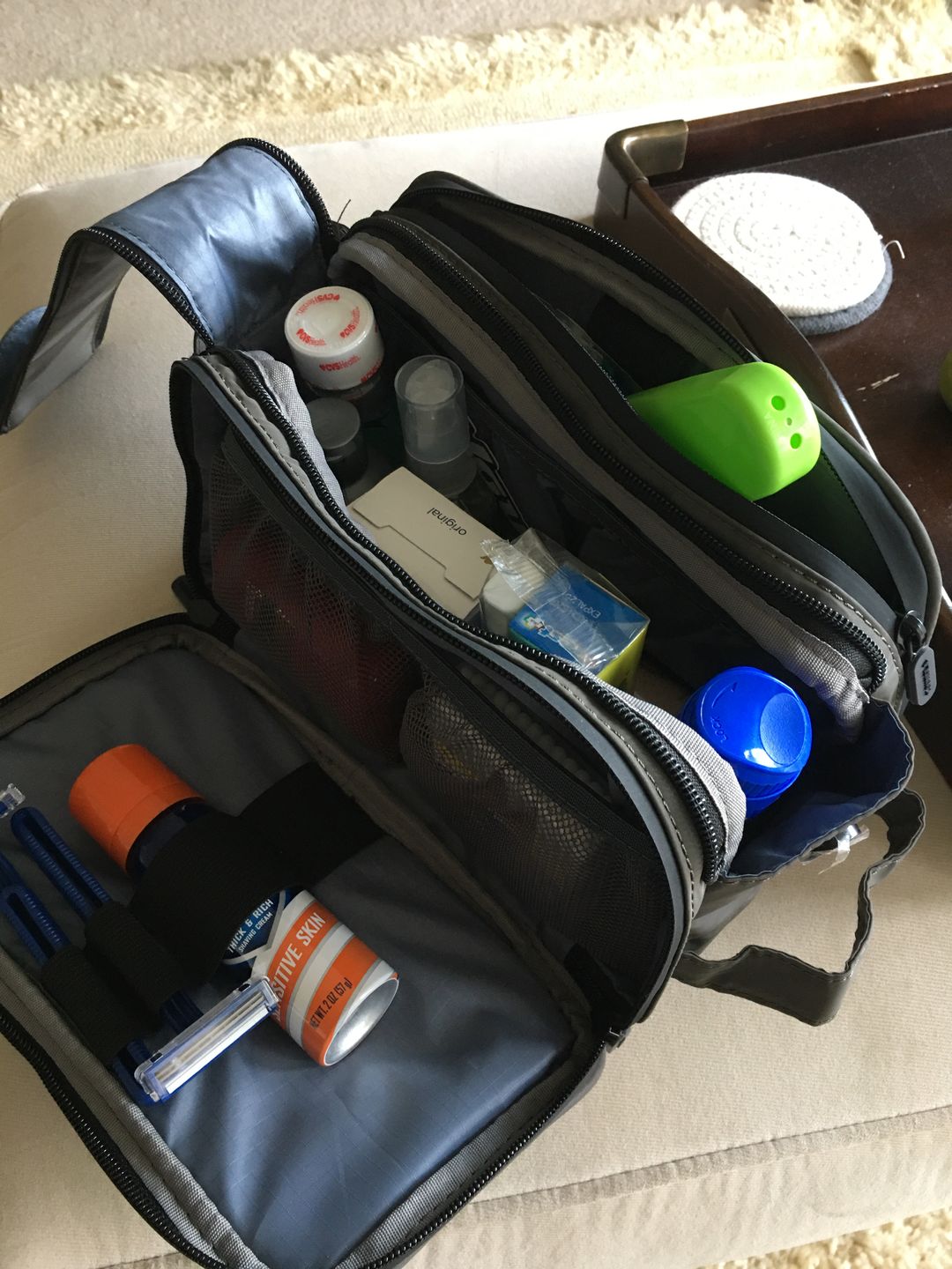 Customer photo review of 950 Lah Toiletry Bag