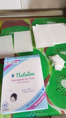 Customer photo review of Eco-Tiras de Detergente 40 lavados Natulim