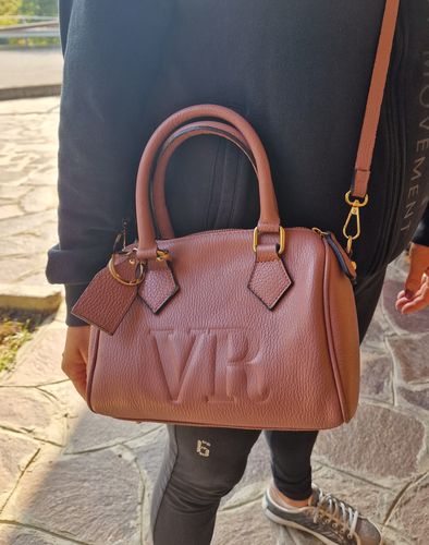 Customer photo review of Borsa Bauletto Eloise (Personalizzabile)