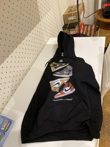 Customer photo review of Felpa hoodie KMA "sneakers culture" AJ1