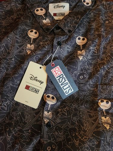 Customer photo review of Disney Tim Burton's The Nightmare Before Christmas "Bone Daddy" – KUNUFLEX Short Sleeve Shirt