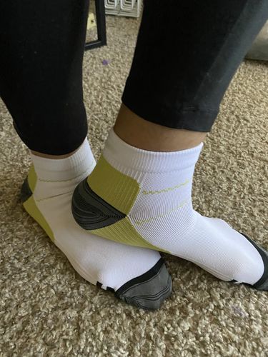 Customer photo review of 6 Pair Compression Socks
